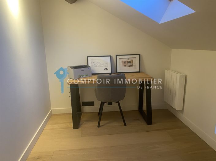 Image No.9-4 Bed House for sale