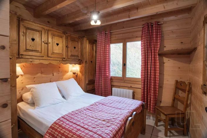 Image No.16-7 Bed House for sale