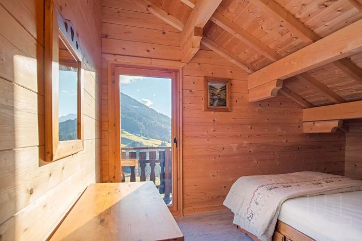 Image No.25-7 Bed House for sale