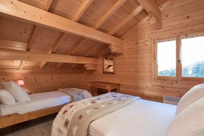 Image No.33-7 Bed House for sale