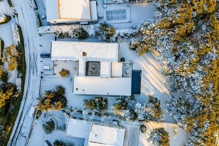 Image No.3-7 Bed House for sale