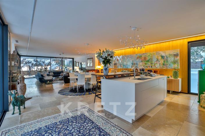 Image No.6-7 Bed House for sale