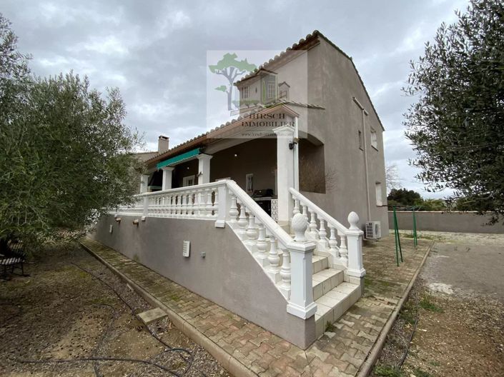 Image No.2-5 Bed House for sale