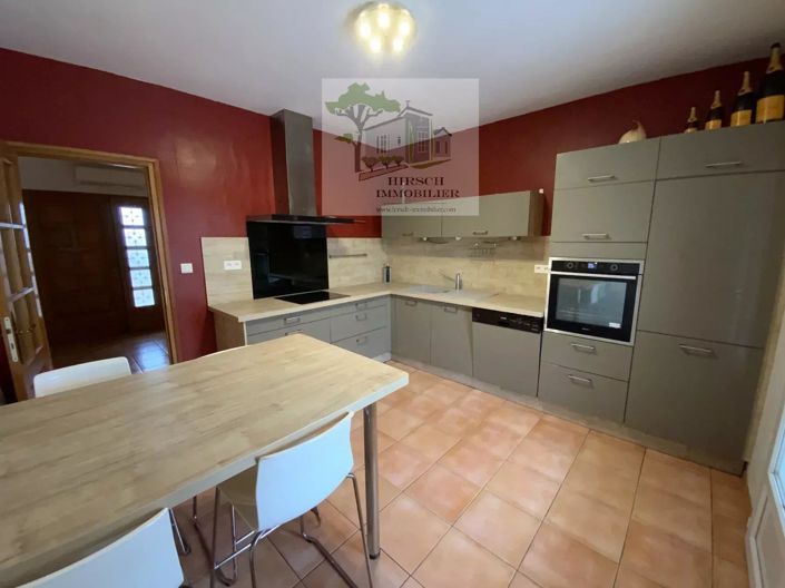 Image No.4-5 Bed House for sale