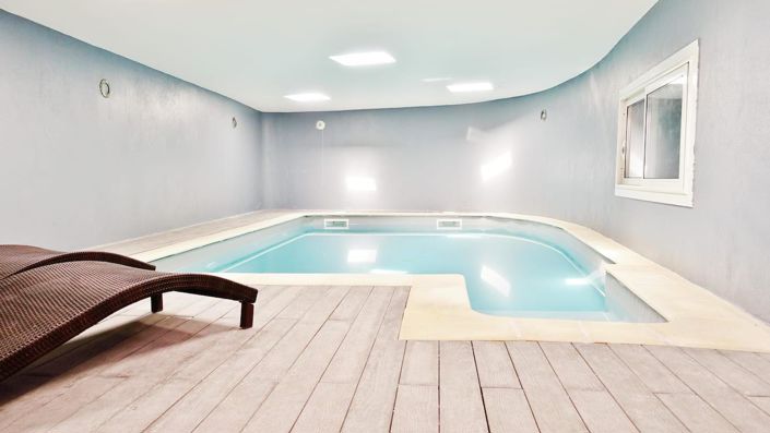 Image No.4-11 Bed House for sale
