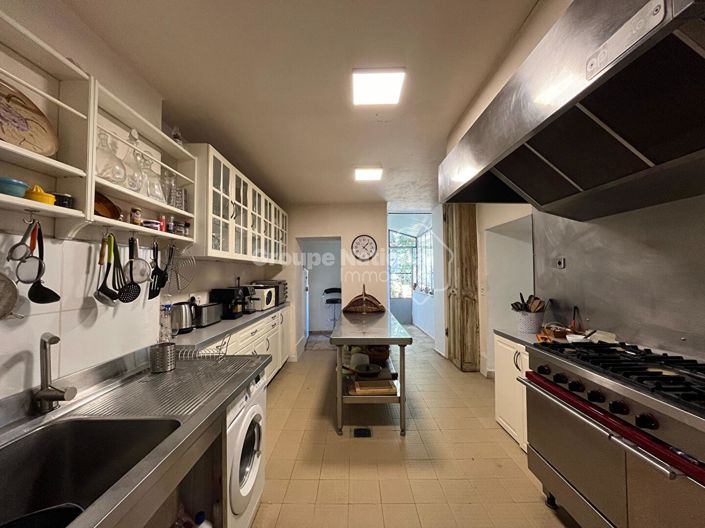 Image No.7-5 Bed Property for sale