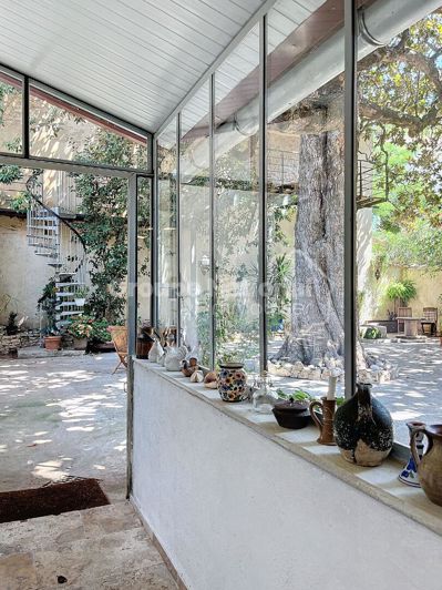 Image No.8-5 Bed Property for sale