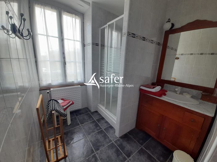 Image No.10-5 Bed House for sale