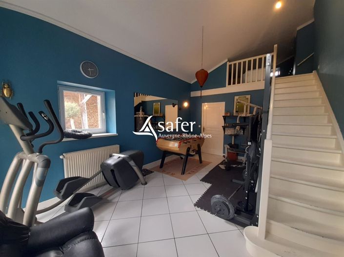 Image No.7-5 Bed House for sale