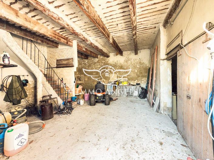 Image No.19-9 Bed House for sale