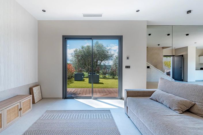 Image No.23-4 Bed House for sale