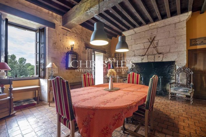 Image No.13-4 Bed House for sale