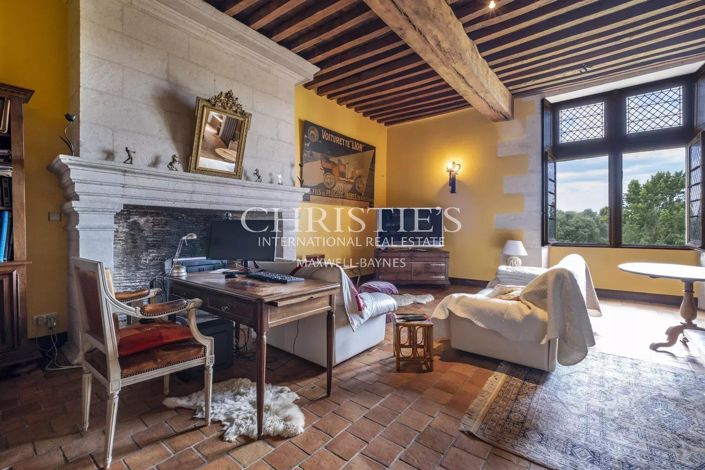 Image No.22-4 Bed House for sale