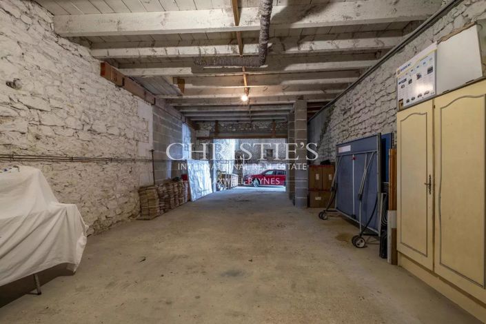 Image No.34-4 Bed House for sale