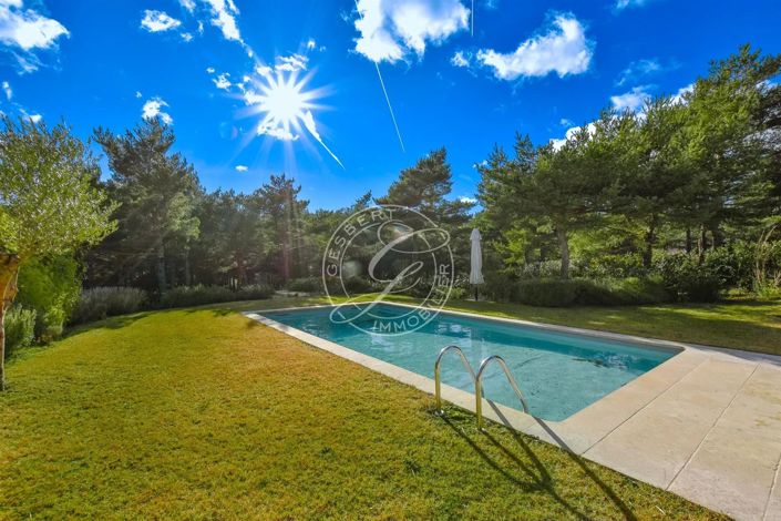 Image No.18-3 Bed House for sale