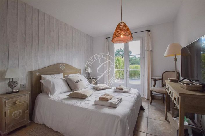 Image No.20-3 Bed House for sale