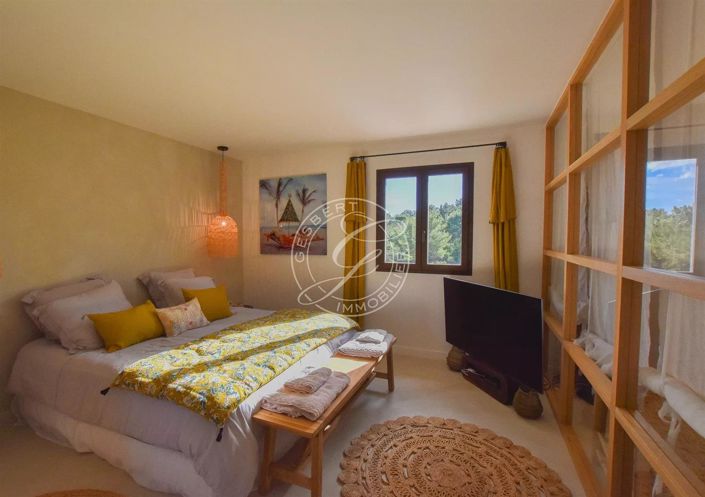 Image No.23-3 Bed House for sale