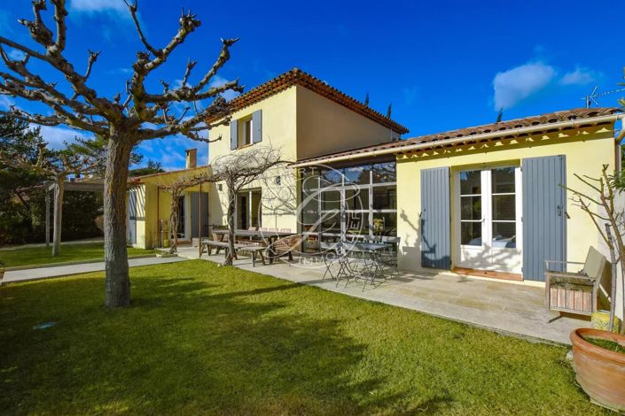 Image No.5-3 Bed House for sale