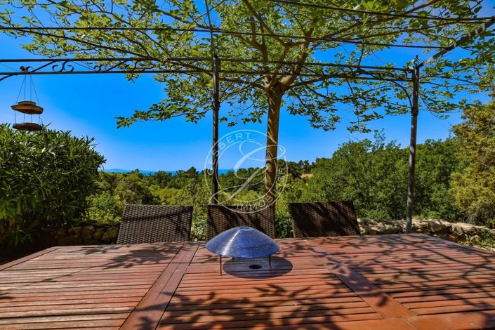 Image No.11-Maison de 4 chambres à vendre à Tourtour