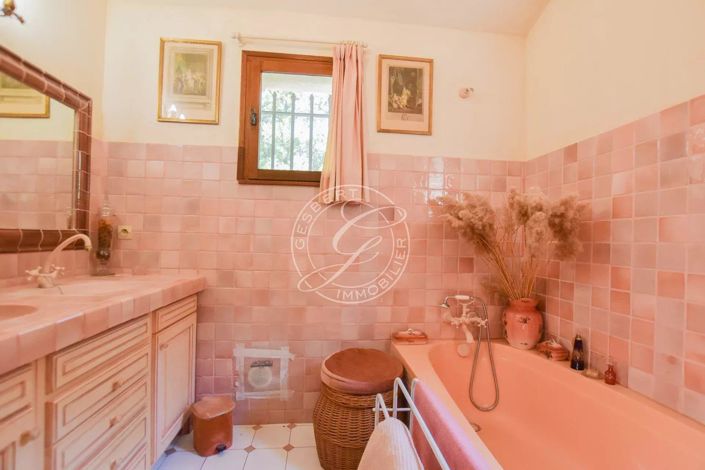 Image No.33-Maison de 4 chambres à vendre à Tourtour