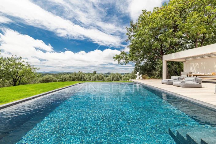 Image No.2-6 Bed House for sale