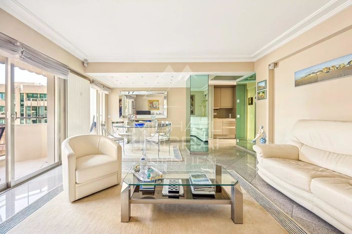 Image No.5-Appartement de 1 chambre à vendre à Cannes