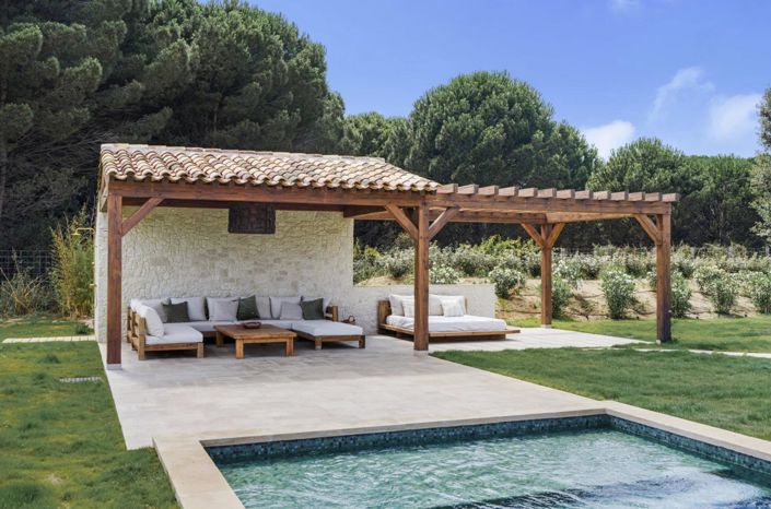 Image No.2-5 Bed House for sale