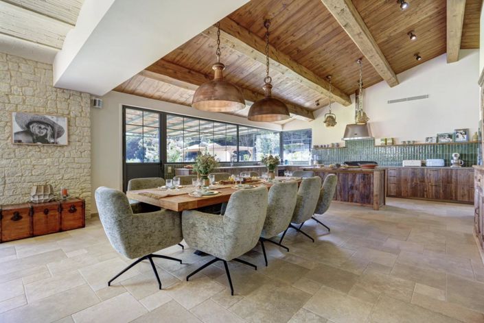 Image No.7-5 Bed House for sale