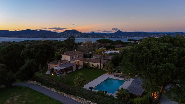 Image No.4-7 Bed House for sale