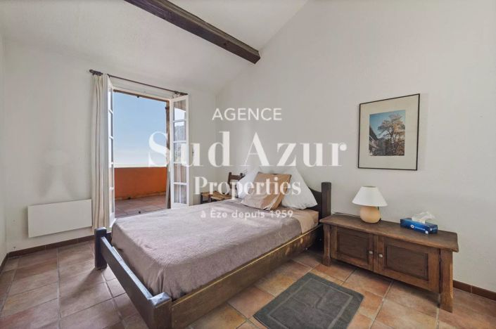 Image No.21-House for sale