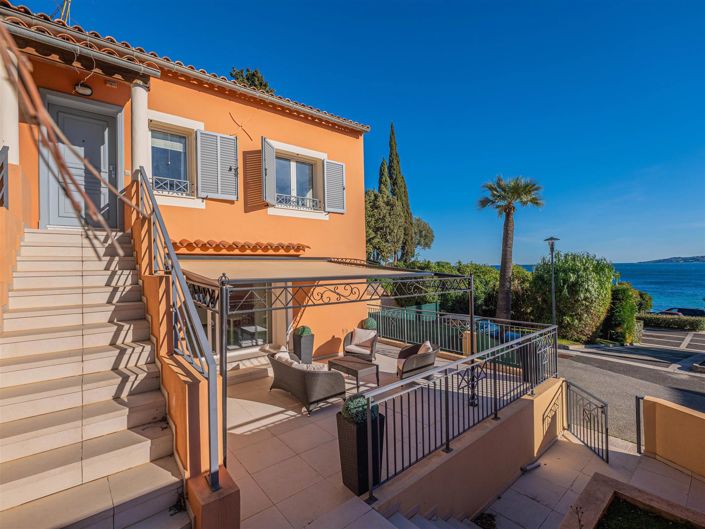 Image No.2-Appartement de 2 chambres à vendre à Sainte-Maxime