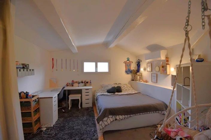 Image No.19-5 Bed House for sale