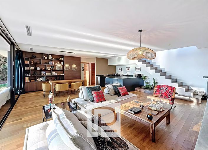 Image No.5-Maison de 2 chambres à vendre à Mougins