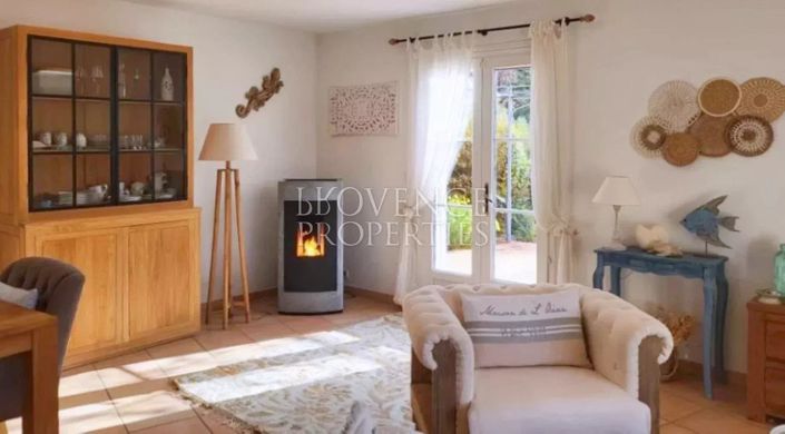 Image No.10-Maison de 4 chambres à vendre à Saint-Antonin-du-Var