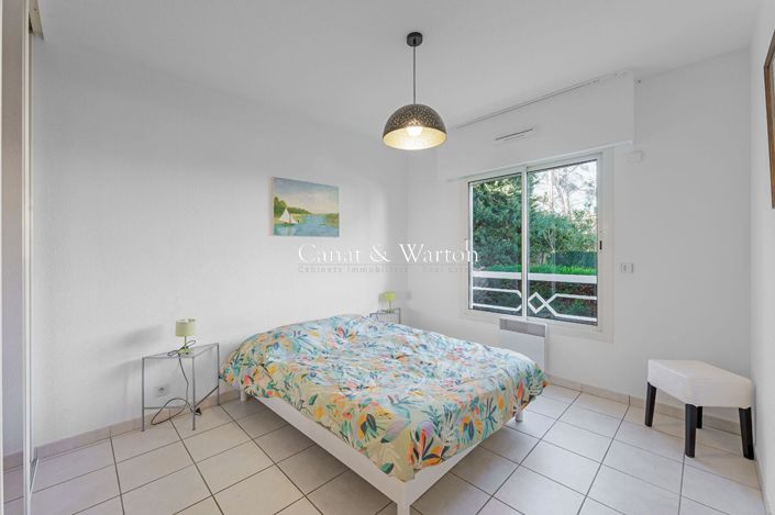 Image No.10-3 Bed Apartment for sale