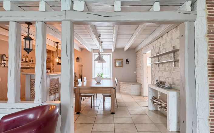 Image No.6-Propriété de 8 chambres à vendre à Franche-Comté