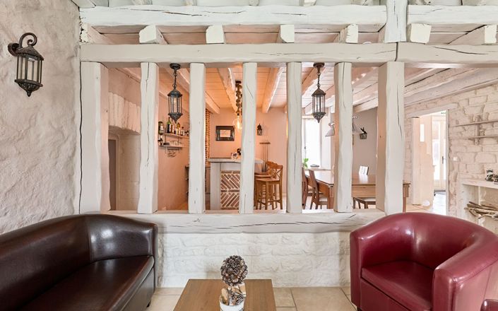 Image No.9-Propriété de 8 chambres à vendre à Franche-Comté