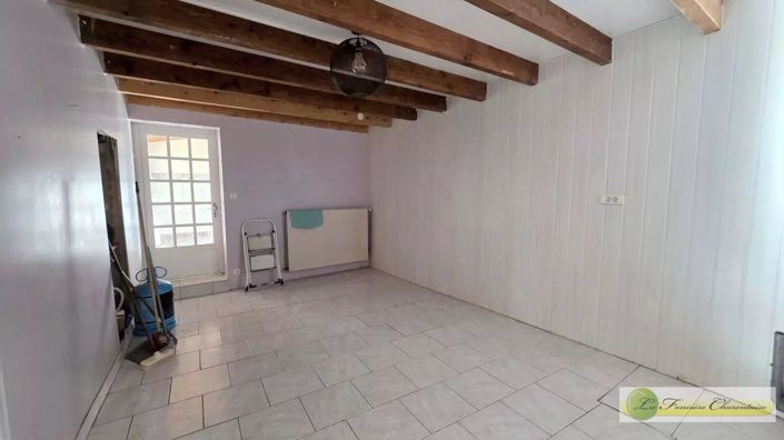 Image No.5-Maison de 4 chambres à vendre à Fouqueure