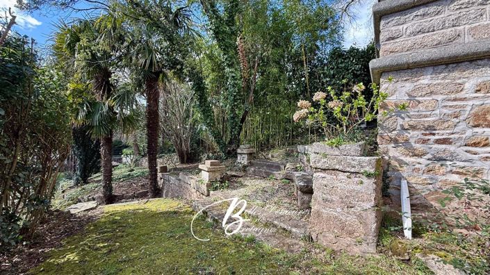 Image No.2-6 Bed House for sale