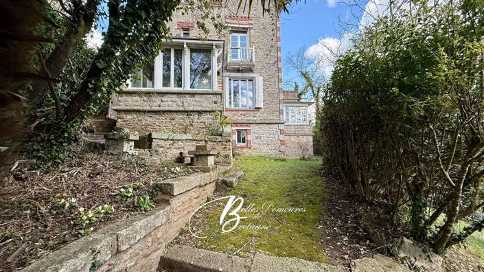 Image No.4-6 Bed House for sale