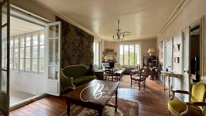 Image No.7-6 Bed House for sale