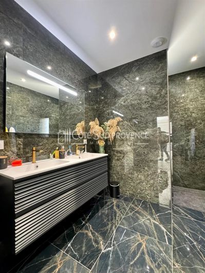 Image No.10-4 Bed House for sale