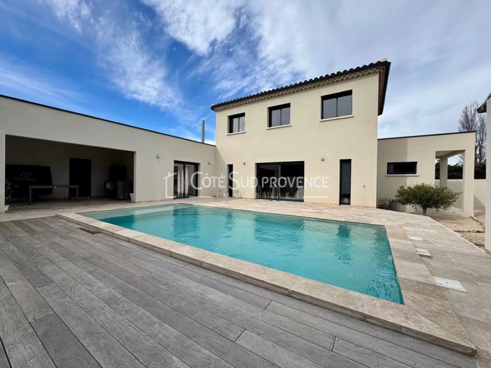 Image No.2-4 Bed House for sale