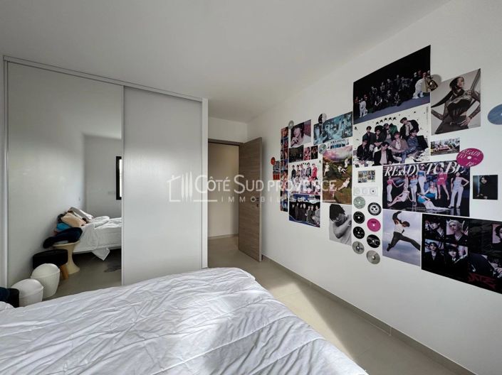 Image No.22-4 Bed House for sale