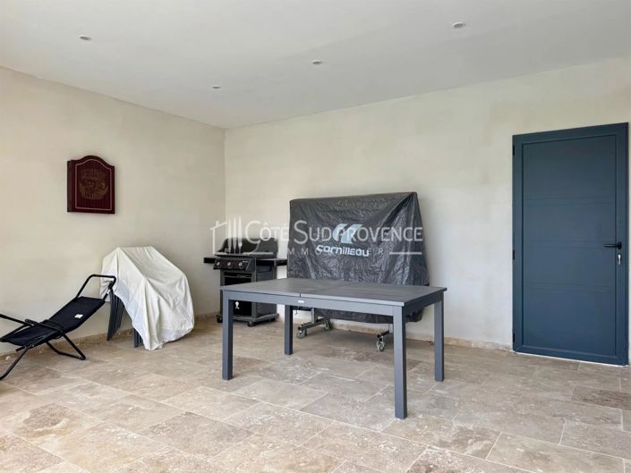 Image No.24-4 Bed House for sale