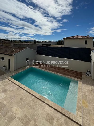 Image No.26-4 Bed House for sale