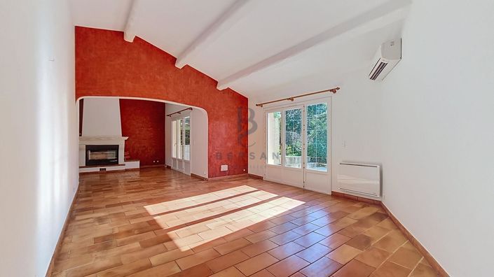 Image No.7-2 Bed House for sale