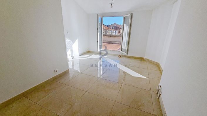 Image No.3-Apartment for sale