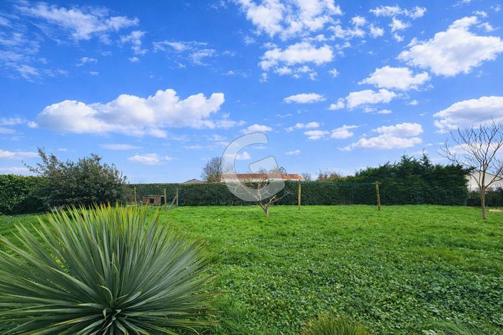 Image No.2-3 Bed House for sale