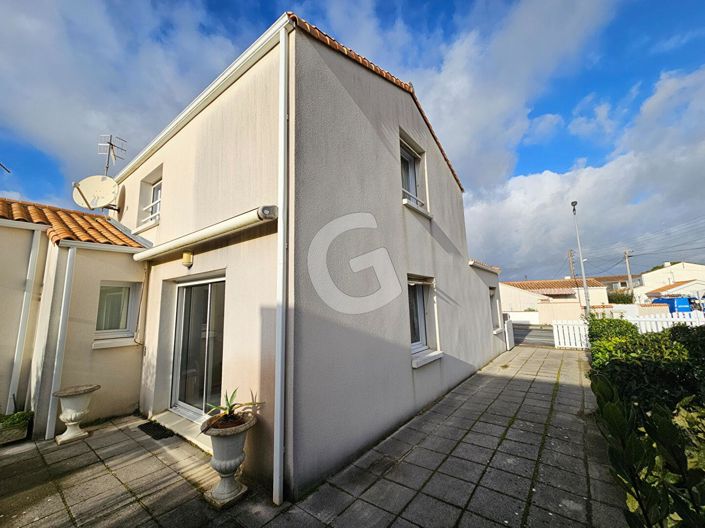 Image No.7-3 Bed House for sale